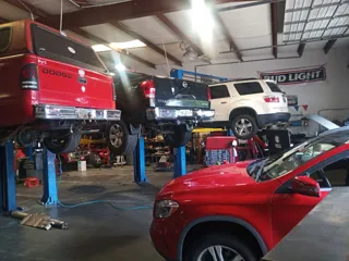 Wayne's Auto Repair and Towing