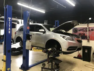 Luna Automotive LLC