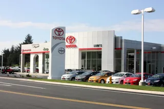 Lum's Auto Center