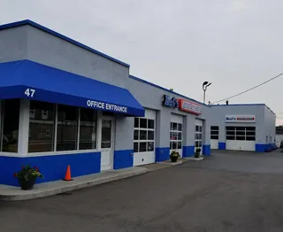 Tosti's Service Center