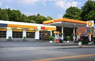 Peekskill Shell Service Station