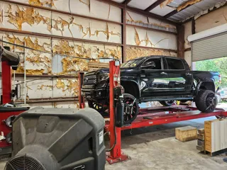 David's Automotive & Alignment