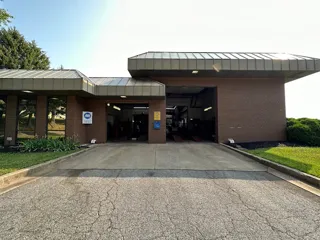 Nelson's Service Center