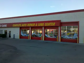 ROOSTER'S AUTO CARE