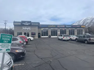 Cougar Tire & Auto