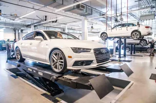 Audi Service Center